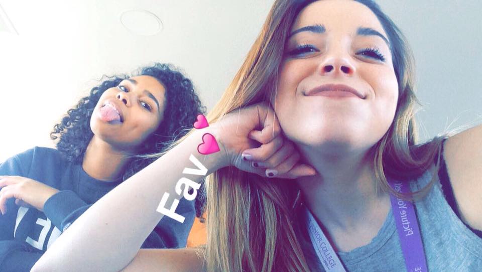 Cute Brunette #HOjlXn5b