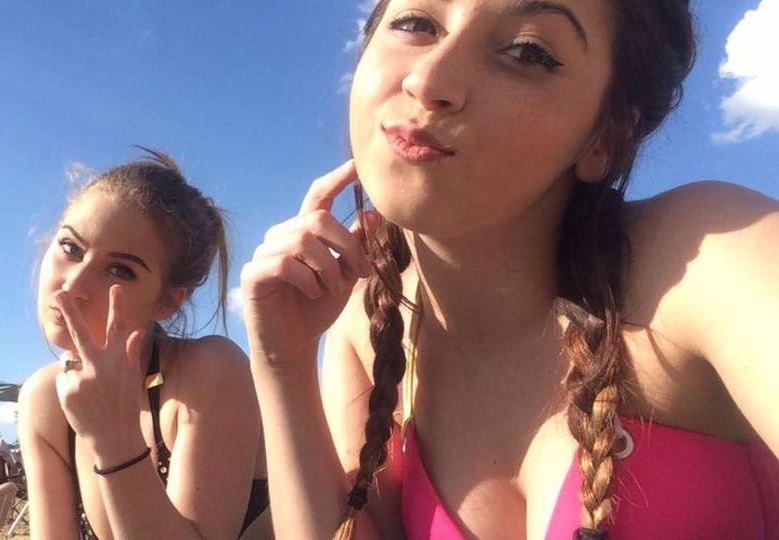 Cute Brunette #OBywaVmF