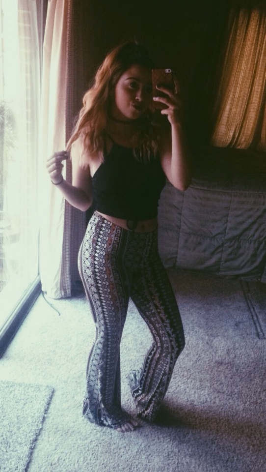 Cute Brunette #VGmzimII