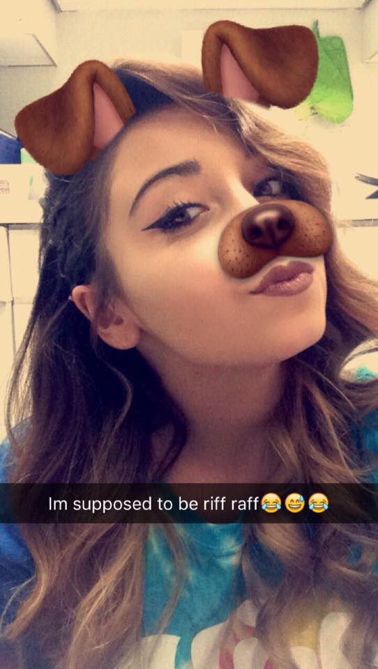 Cute Brunette #VpzZBs4f