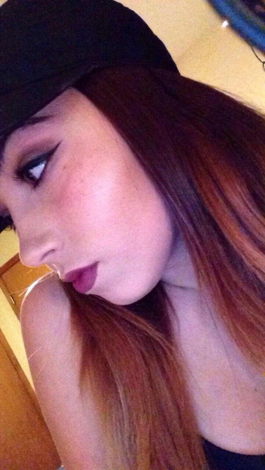 Cute Brunette #xPtf6uIK