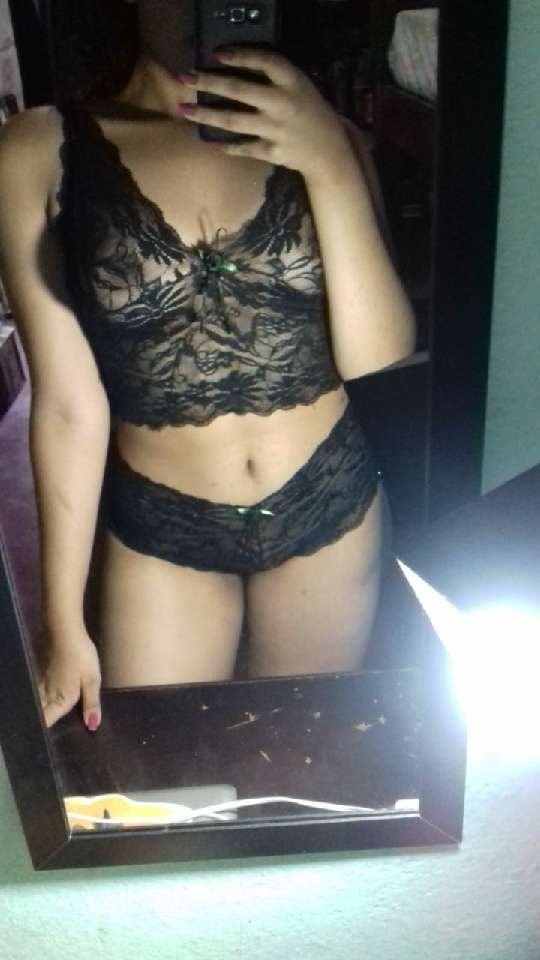 Ana Júlia Garcez #ThoTdUZz