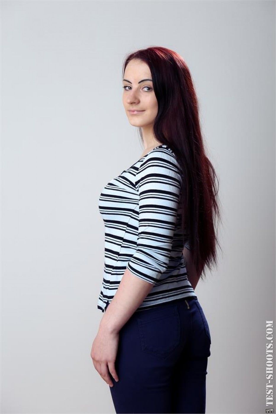Karmena red head babe with big boobs poses naked in casting #IeAV34Cv