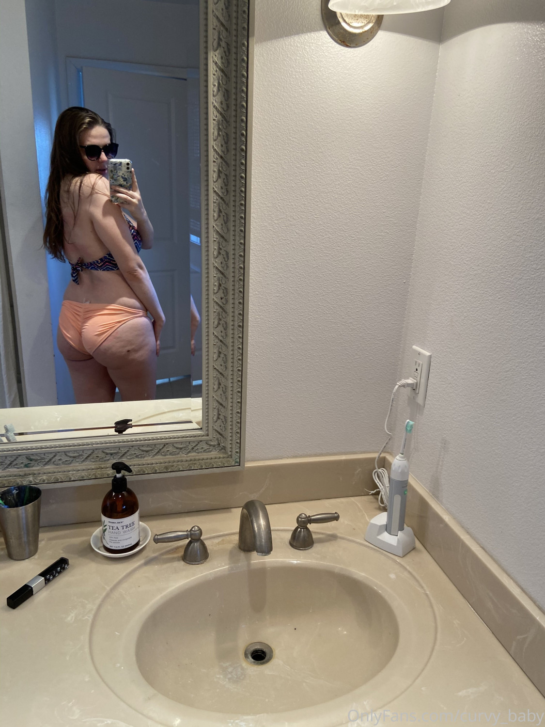Curvy 4 #Ez2vxFgM