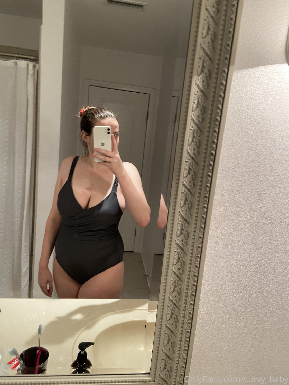 Curvy 4 #Gv42AWpT