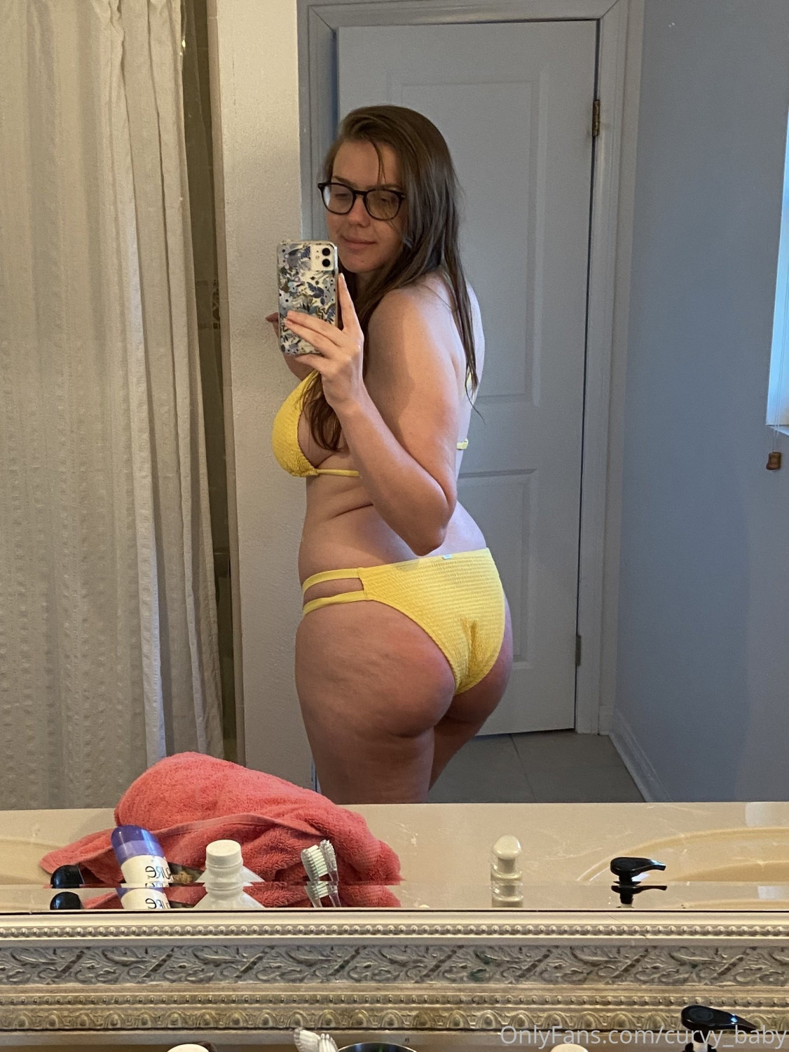Curvy 4 #aXQkYifH