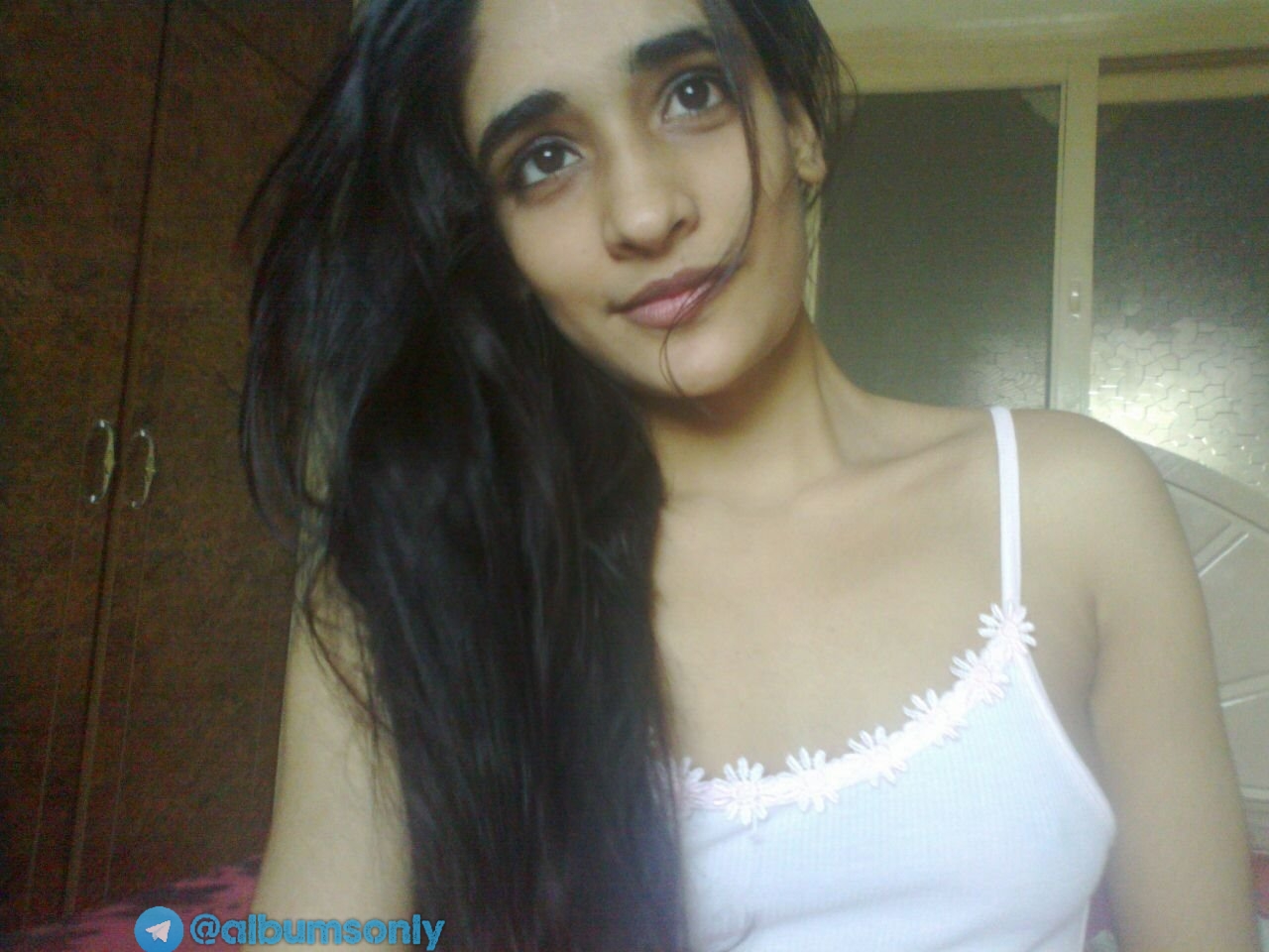 Indian cute teen pics + Videos - Porn - EroMe