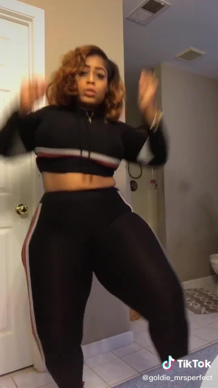 😡G0ld¹eMrsP3rfect - Porn Videos & Photos - EroMe