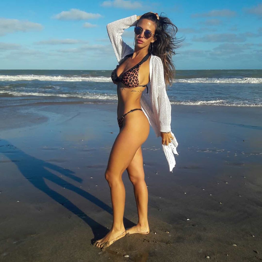 Sexy model  #7GOn7T9o