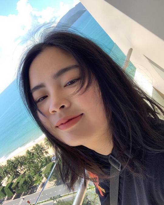 Barbara Crooked - Asian Vietnamese Girl #fyw9PkOR