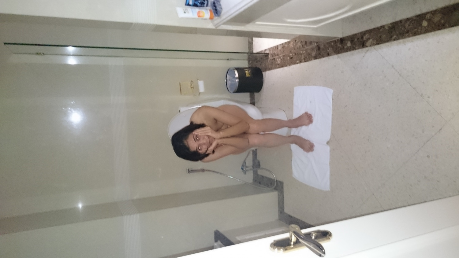 Thai whore Noi - older pics #991ifZEj