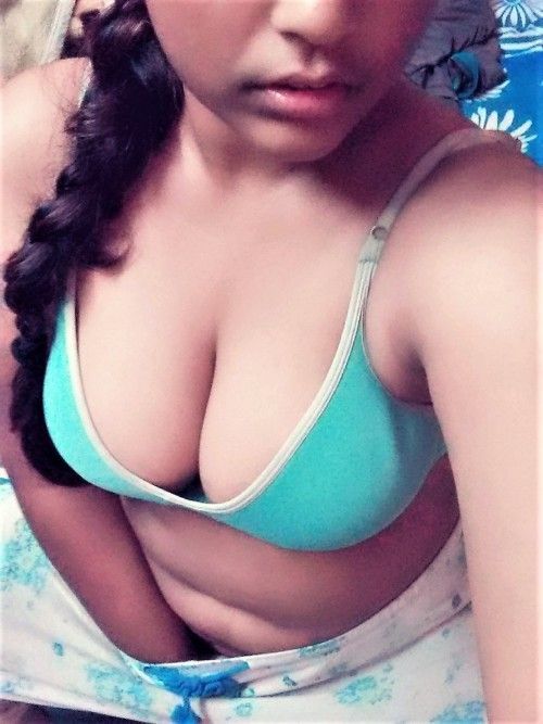FAMOUS BIGBOOB HORNY INDIAN GIRLFRIEND #IelOBZgj