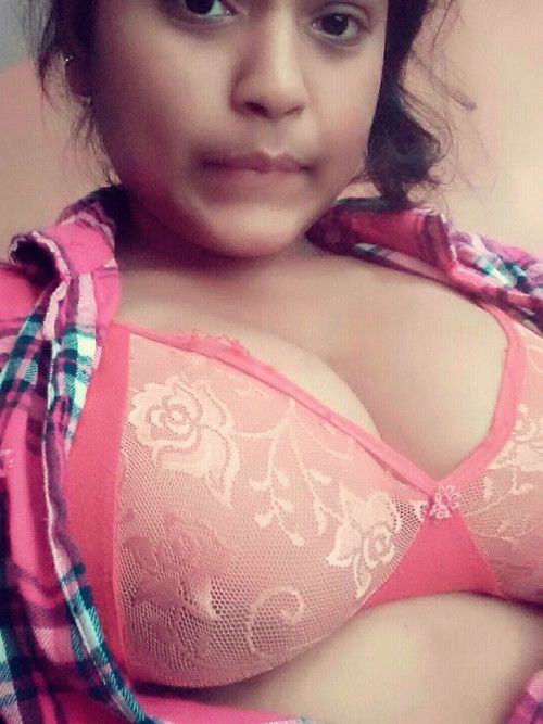 FAMOUS BIGBOOB HORNY INDIAN GIRLFRIEND #WlbWhbl9