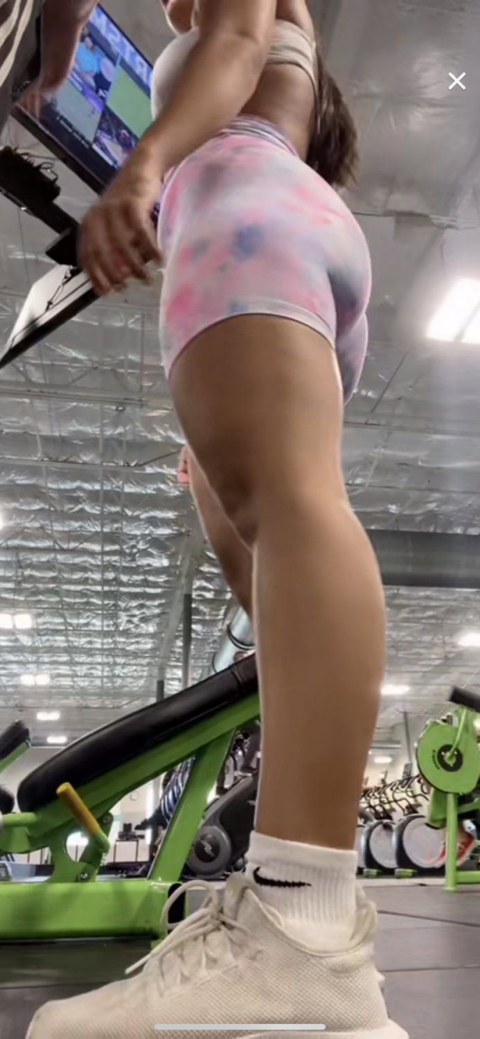 Gym girl with a fat ass #2 #aAHaUHxA