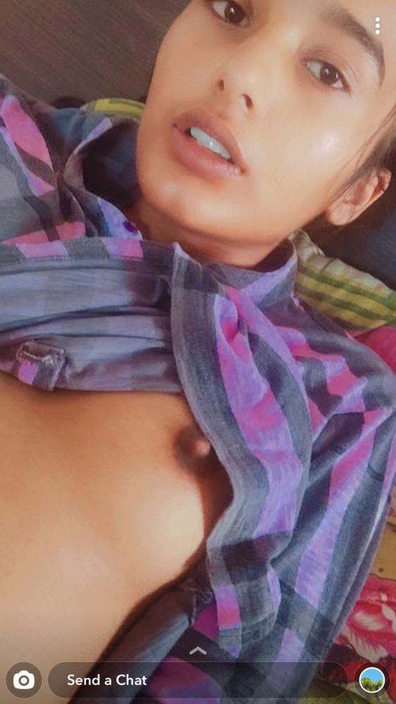 Pnjabibf - Sexy Punjabi Girl Selfie - Porn Videos & Photos - EroMe