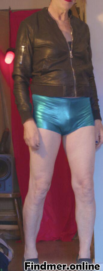 RED LIGHT TRANNY TVPatricia #2J7oUIb1