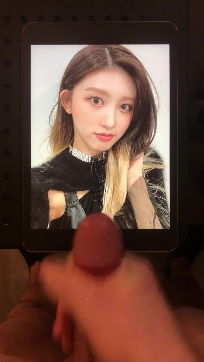IVE Gaeul Cum Tribute - Porno-Videos & Fotos - EroMe