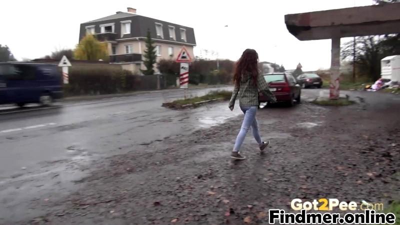 Browsing Amateurs Hdpics! Tall shaved and slim stocking wearing babe! #6rOIJdD8