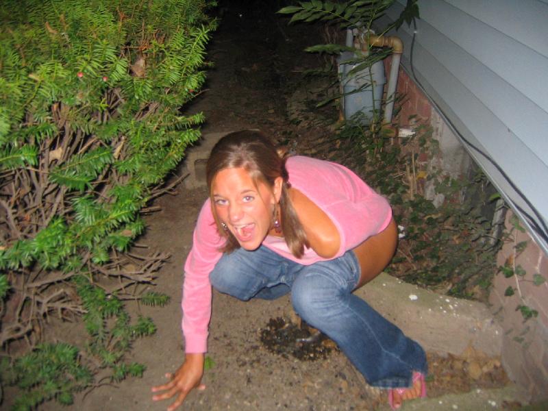 Amateur Girls Caught Peeing (part 6) #3rr2tbyy