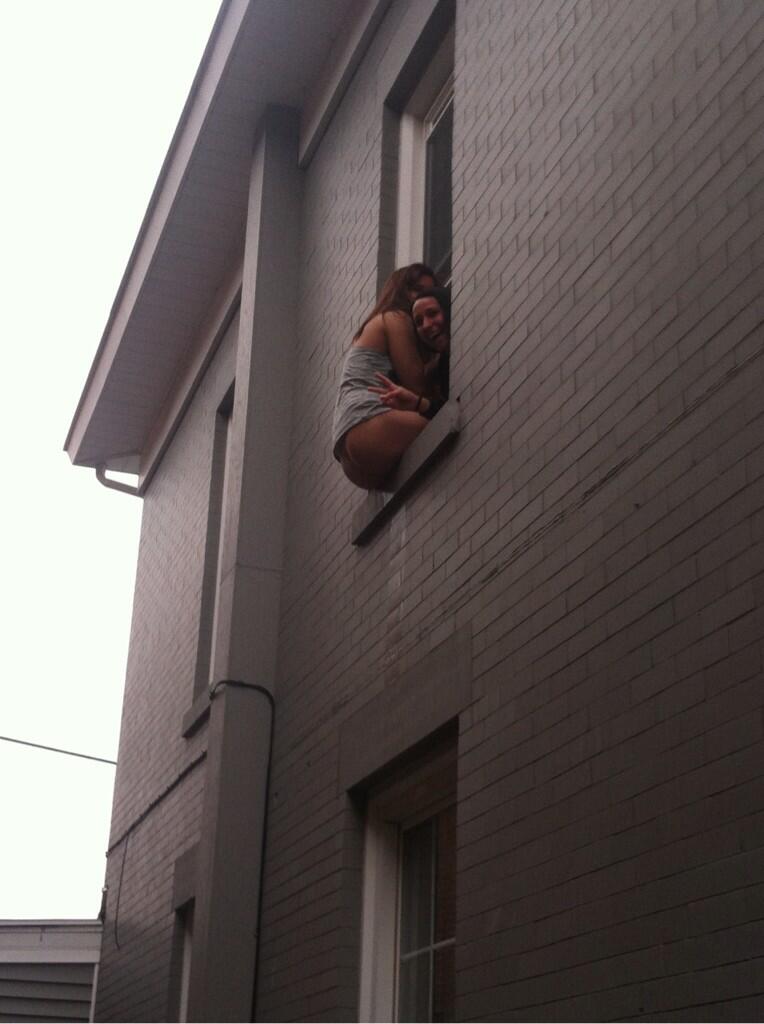 Amateur Girls Caught Peeing (part 6) #6TBcehsx