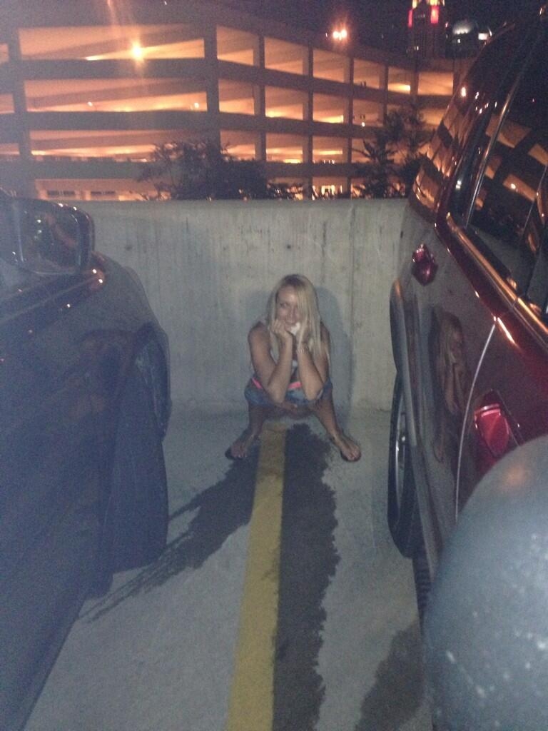 Amateur Girls Caught Peeing (part 6) #VUGLd74a