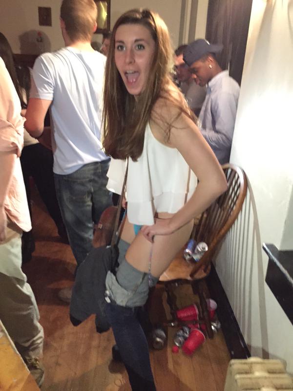 Amateur Girls Caught Peeing (part 6) #hUVjEbWk