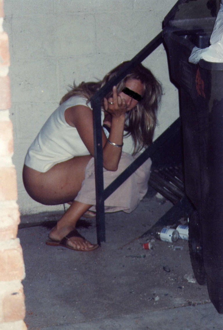 Amateur Girls Caught Peeing (part 6) #qoyWLJKS