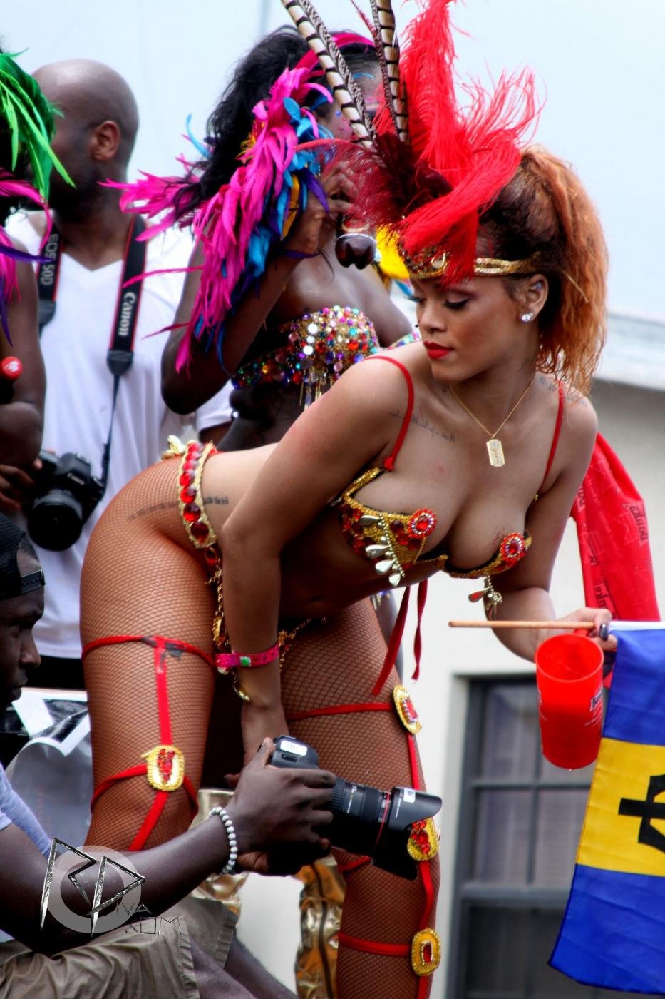 Rihanna Bikini Tease Barbados Festival Photos Leaked #H7SR4tcX