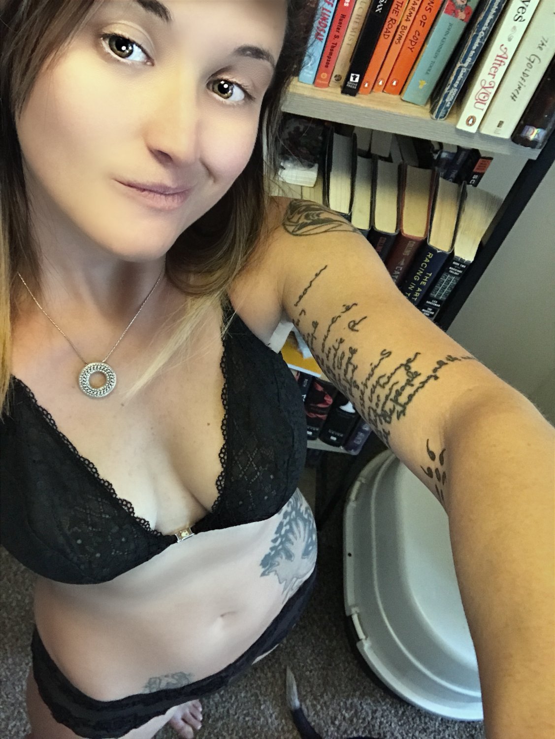memyselfandmrmet aka lauren #oC31fFNz