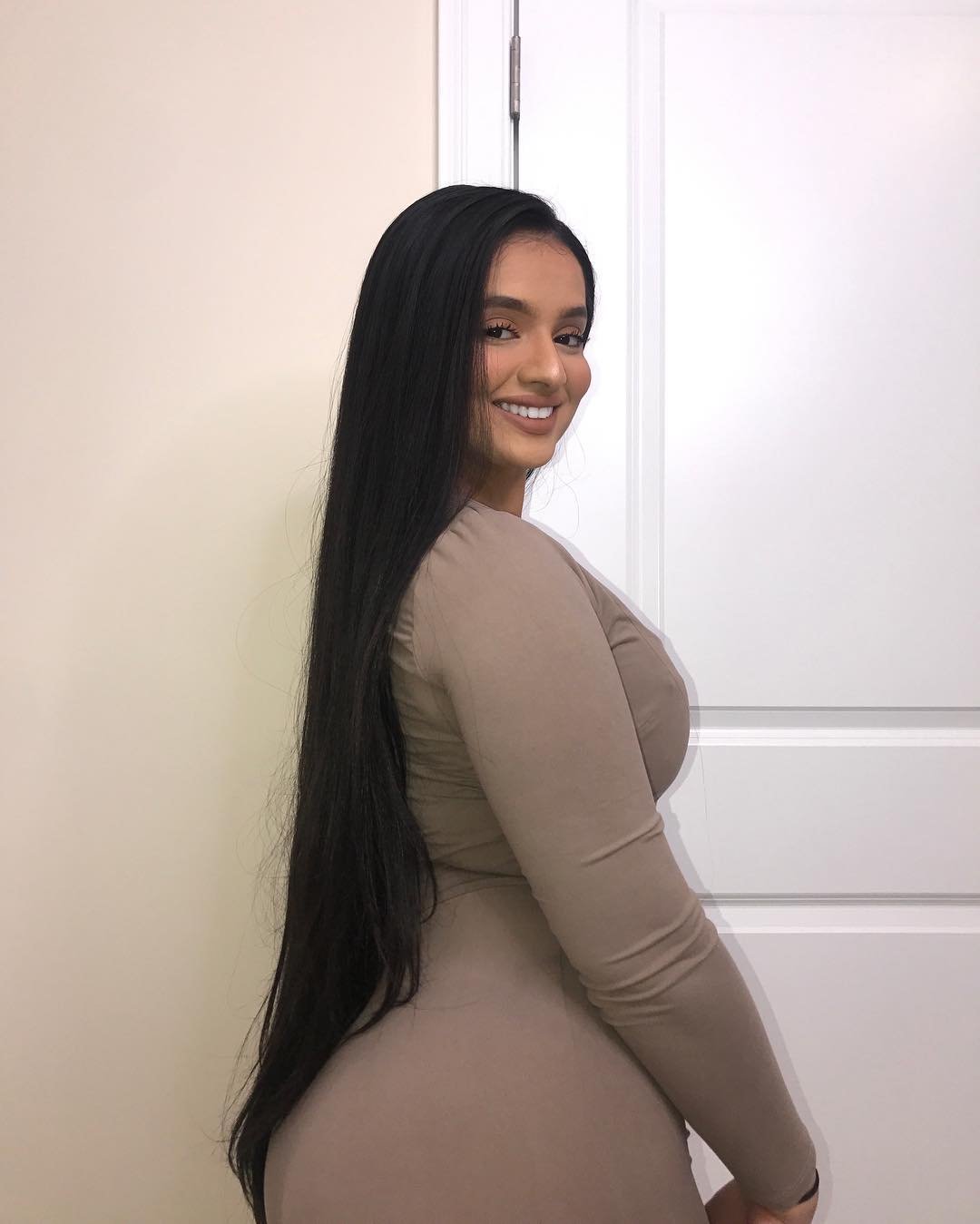 Tanya Ali – Crazy Thick Busty Girl #Xip31FnM