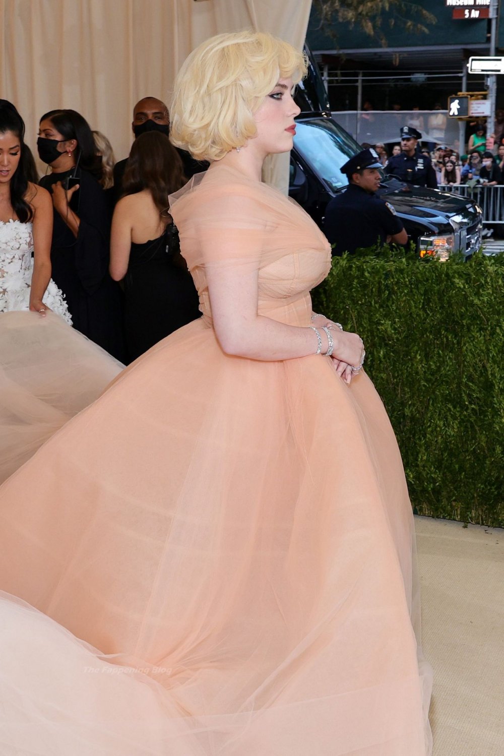 Billie Eilish #2 #Qp7WCQUE