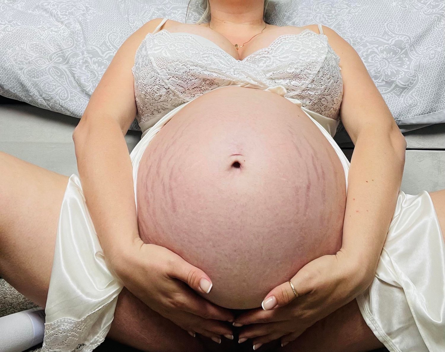 Preggo Polly #4V89zNVF