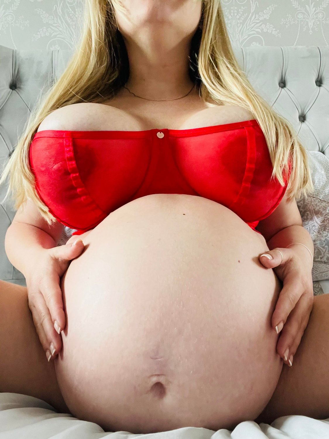 Preggo Polly #RJ1K5mRW