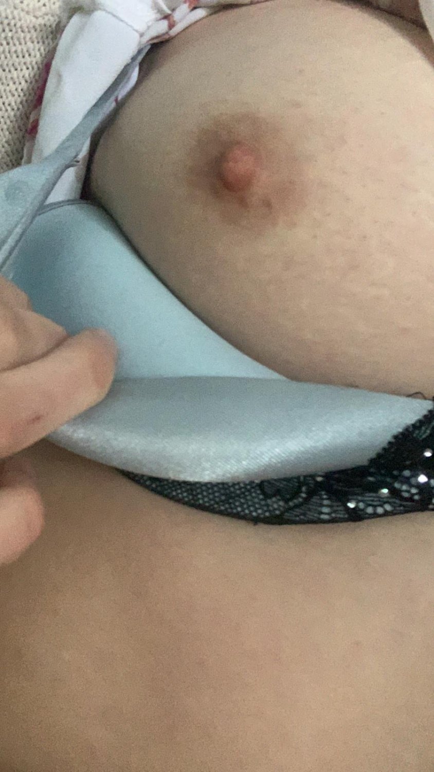 Stolen nude pic Found/Stolen nude pics - Porn Videos & Photos - EroMe