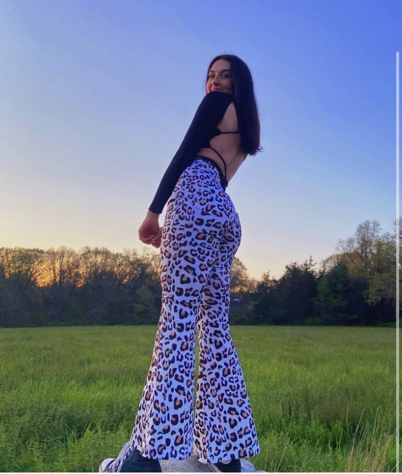 Slut from Tinder: Cam, 19 #uezLu3iC